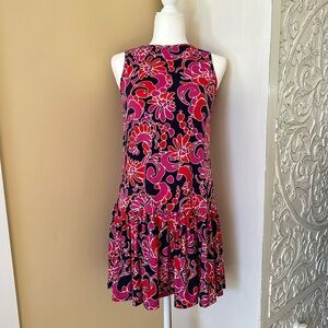 NWT! Trina Turk sleeveless patterned dress!! Size xs.